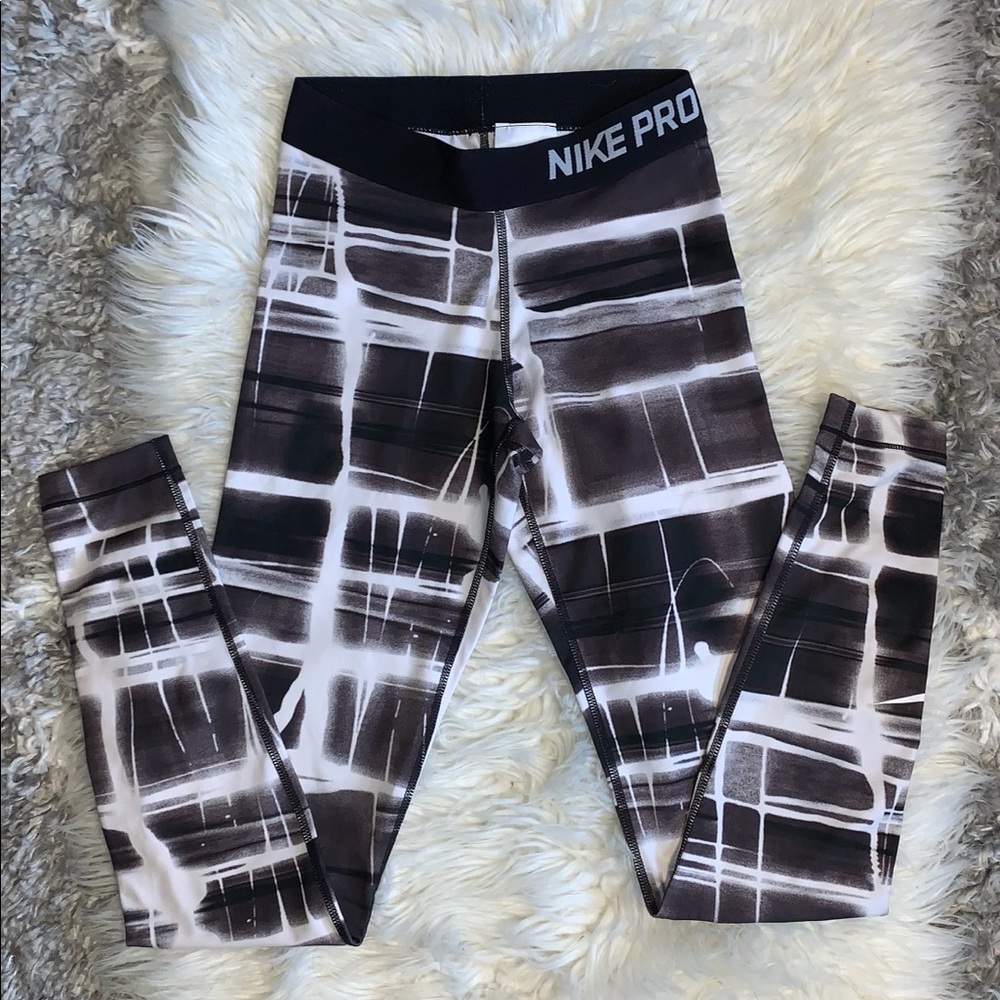 XS Nike Leggings